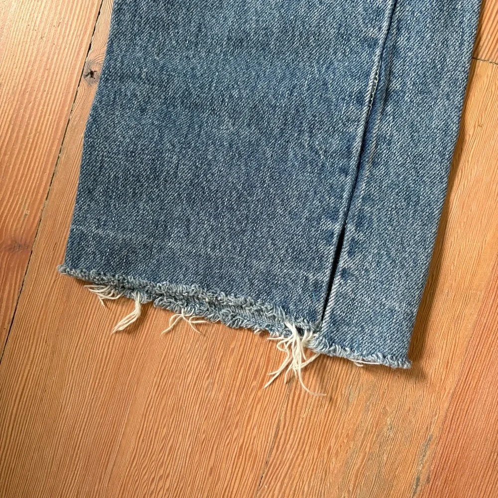 Vintage Levi’s 501 Blue Jeans Raw Hem - Picture 13 of 16